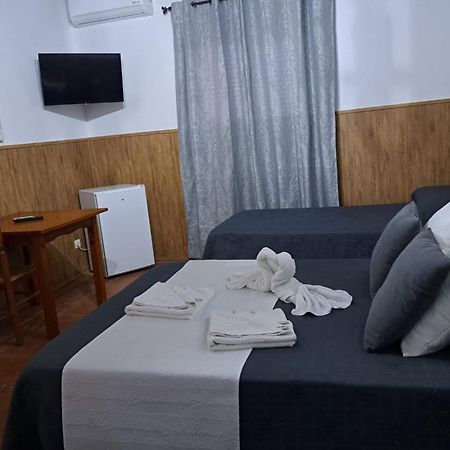 Hostal Brenaverde Gaucín Eksteriør bilde