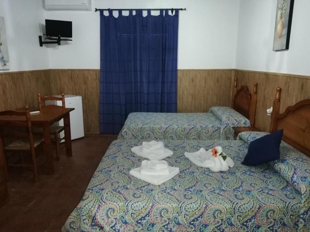 Hostal Brenaverde Gaucín Eksteriør bilde