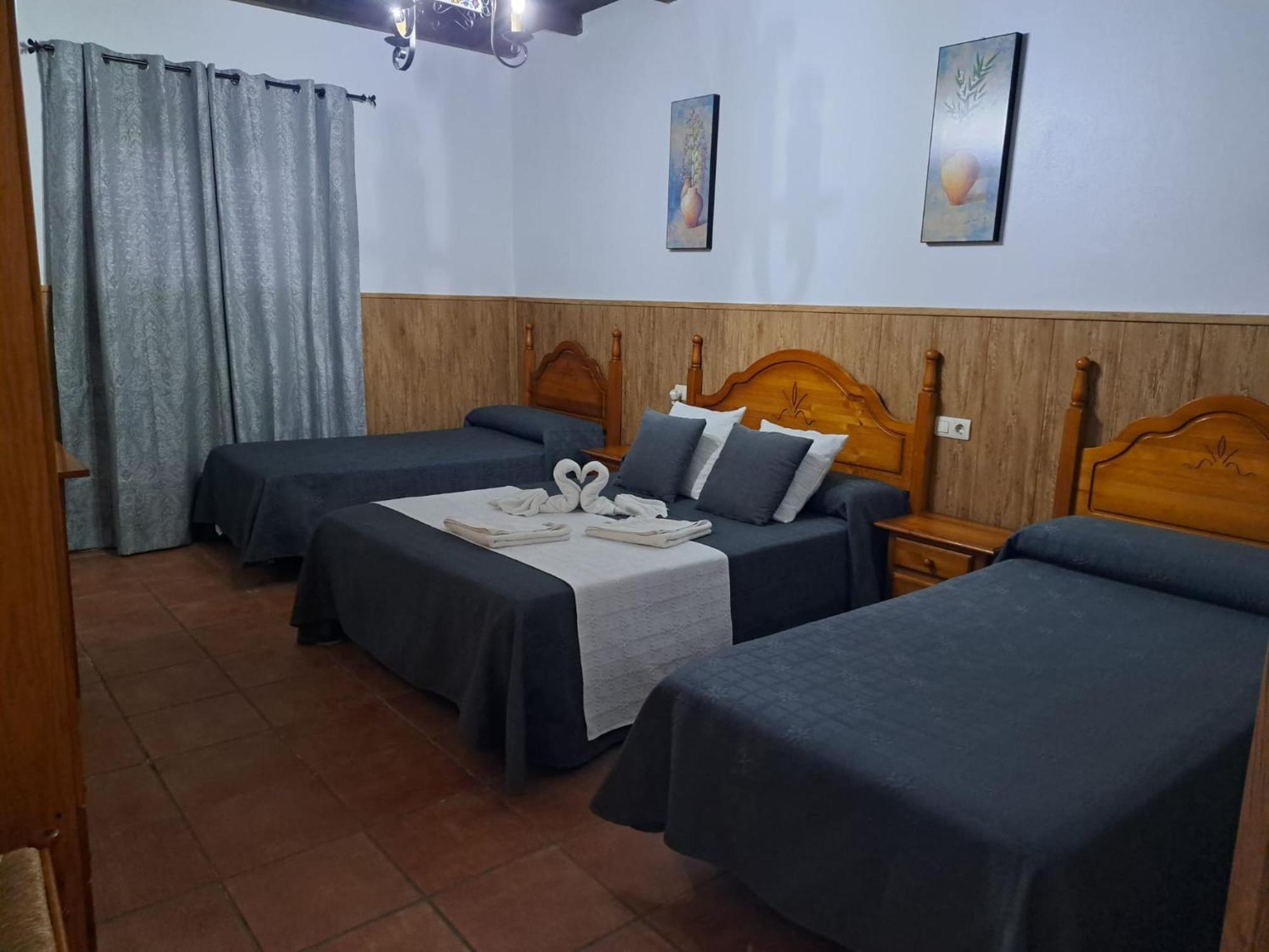 Hostal Brenaverde Gaucín Eksteriør bilde